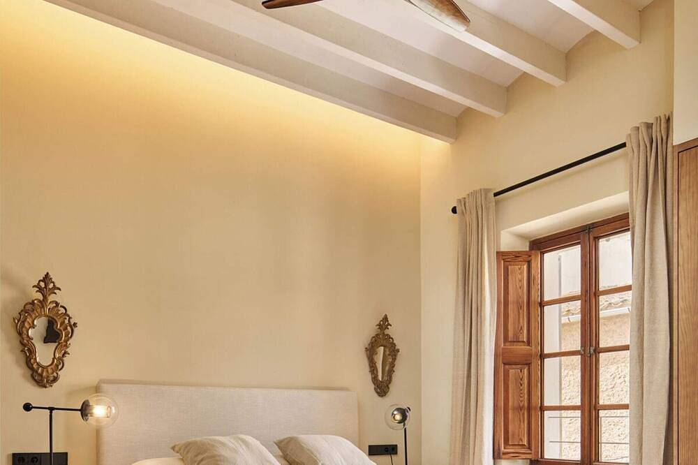 Villa Cas Pilot. Mallorcan house from the 18th century in Son Servera, East Majorca