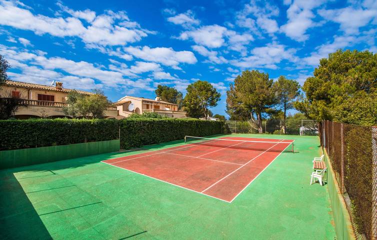 Acogedor Apartamento con Piscina y Terraza | 1,5km de la Playa de Ca Los Camps in Betlem, Artà