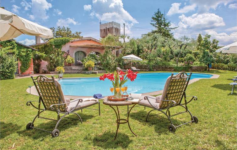 Casa vacanza per 14 persone a Capena