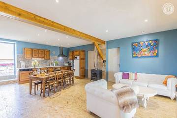 Gîte pour 4 personnes, avec jardin ainsi que piscine et terrasse dans Gilly-sur-Loire