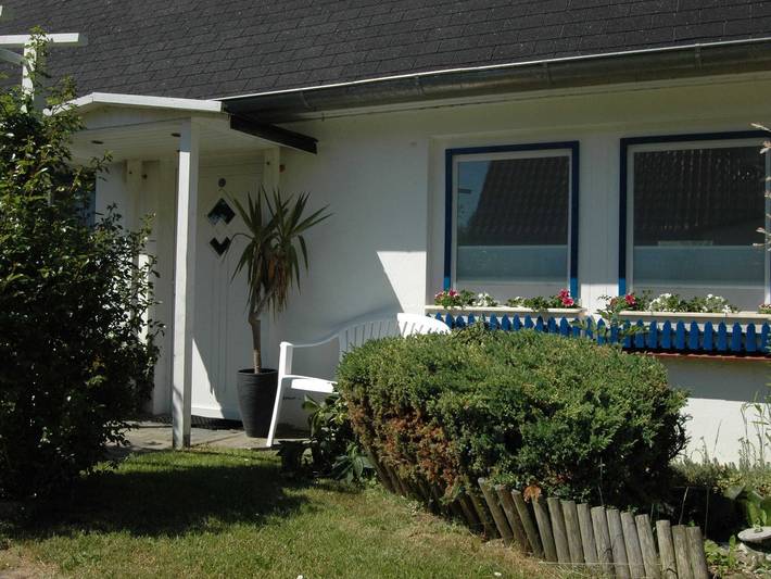 Ferienwohnung für 4 Personen, mit Terrasse und Garten in West Rügen