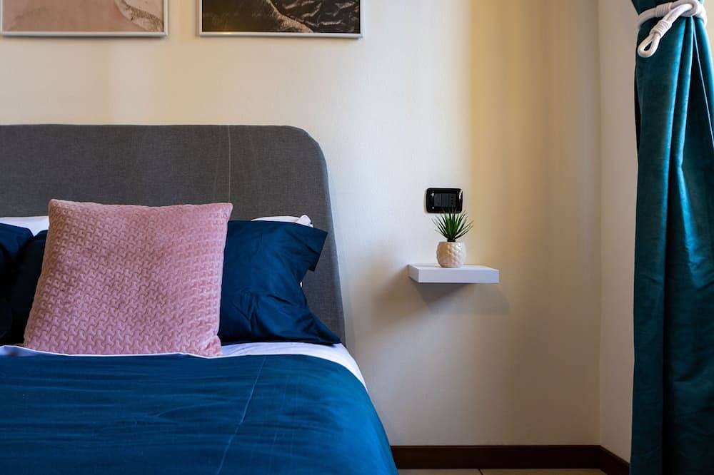 Entire apartment, [Sweet Arona] Beautiful Apartment, Netflix - Wi-Fi in Arona (Lago Maggiore), Comune di Arona