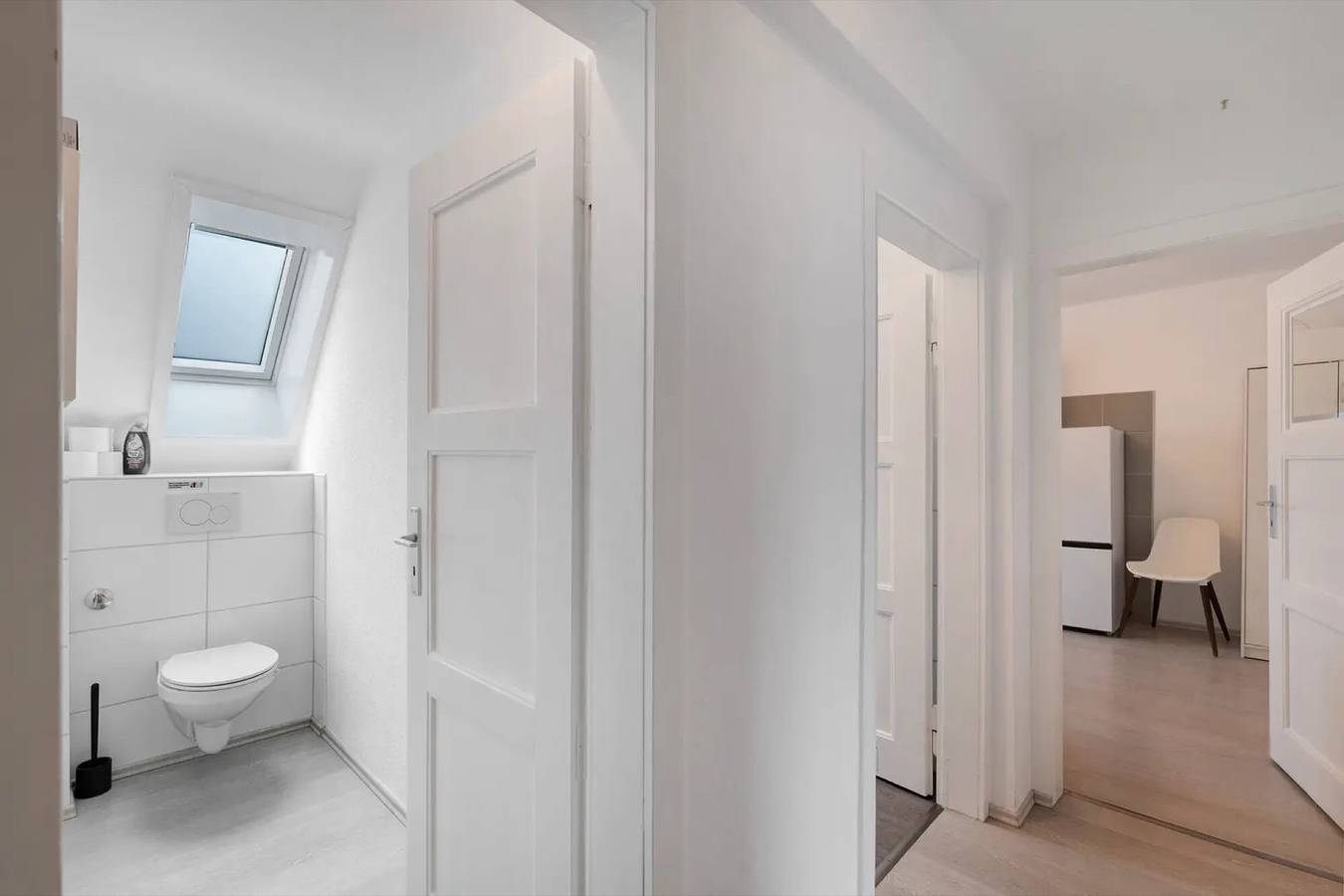 Gesamte Einheit 'Hallerstraße' mit 4 Wohnungen, Balkon und Wlan in Pforzheim, Nordschwarzwald