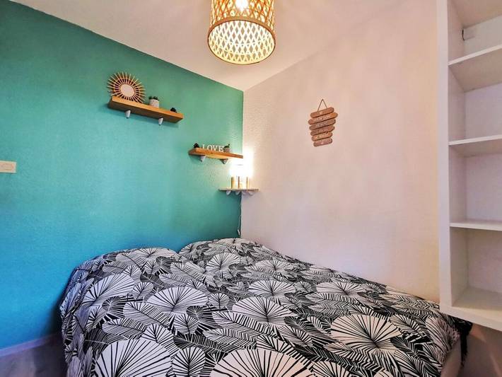 Location de vacances pour 4 personnes, avec terrasse et vue à Mijoux - 3
