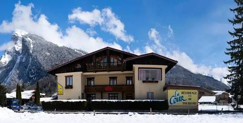 Gîte pour 7 personnes, avec piscine et sauna à Samoëns