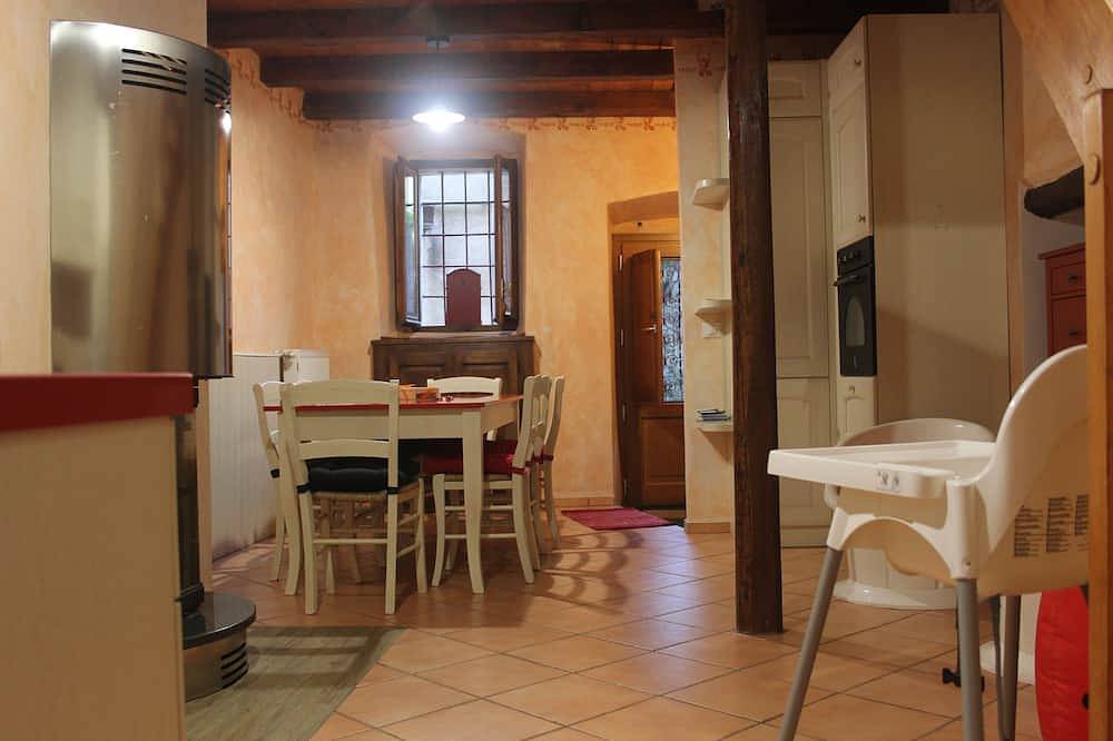 The House of Mamao a step away from the lake in Mergozzo, Comune di Mergozzo