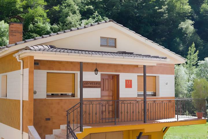 Casa rural para 5 personas, con jardín, Se admiten mascotas en Asturias - 2