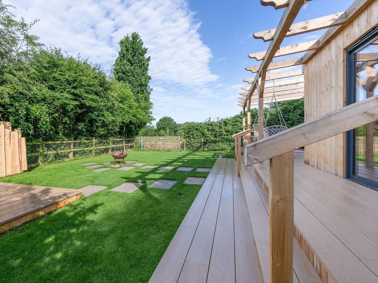 Fern Lodge - Uk36772 in Funtington, West Sussex