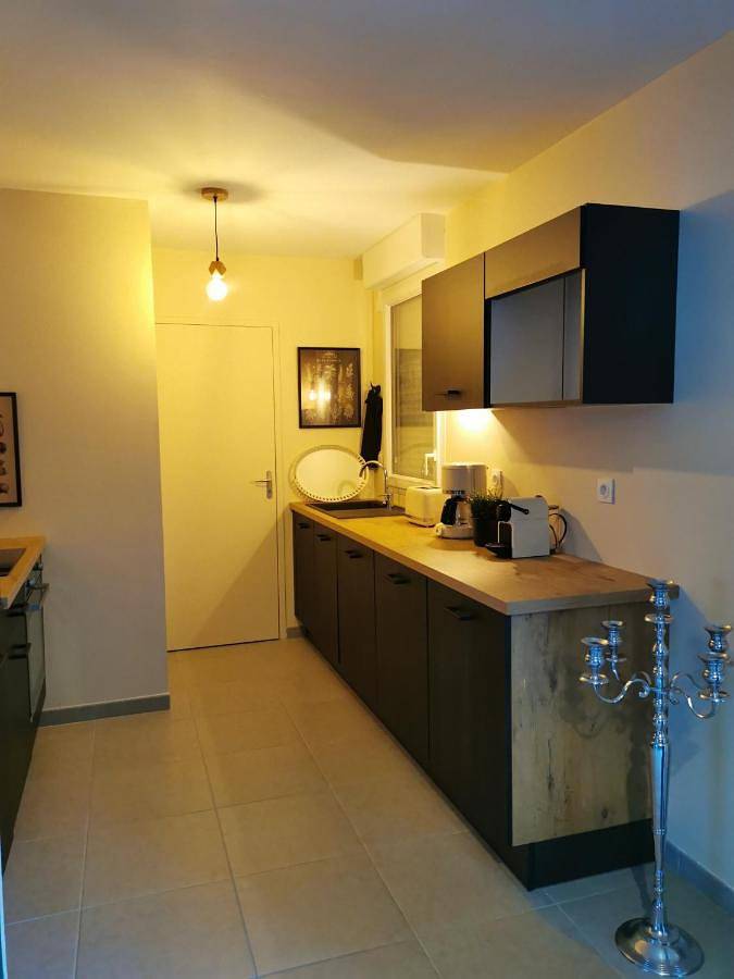 Three-Bedroom House in Pont-de-l'Arche, Région de Les Andelys