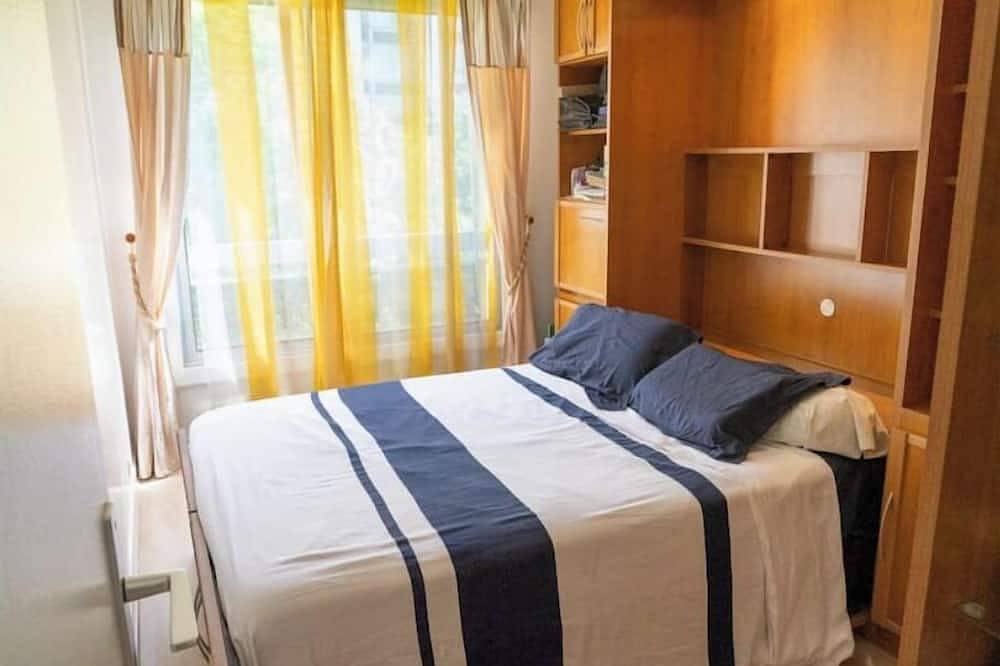 Ganze Wohnung, Appartement Calme et 2 Parkings s/s à Paris 15 in Issy-les-Moulineaux, Hauts-de-Seine