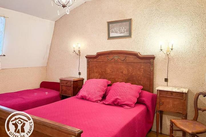 Location de vacances pour 7 personnes, avec jardin, animaux acceptés à Beauregard - 2