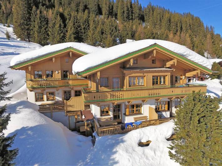 Ferienwohnung für 6 Personen, mit Balkon und Garten sowie Sauna und Seeblick im Zillertal