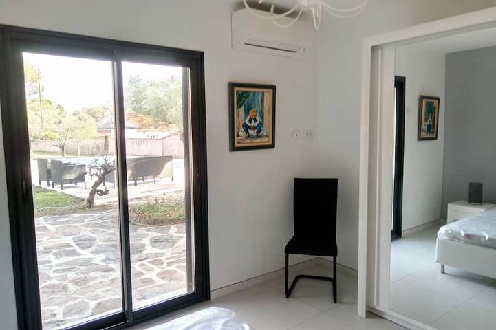 Location de vacances pour 7 personnes, avec terrasse et jardin à Solliès-Pont - 3