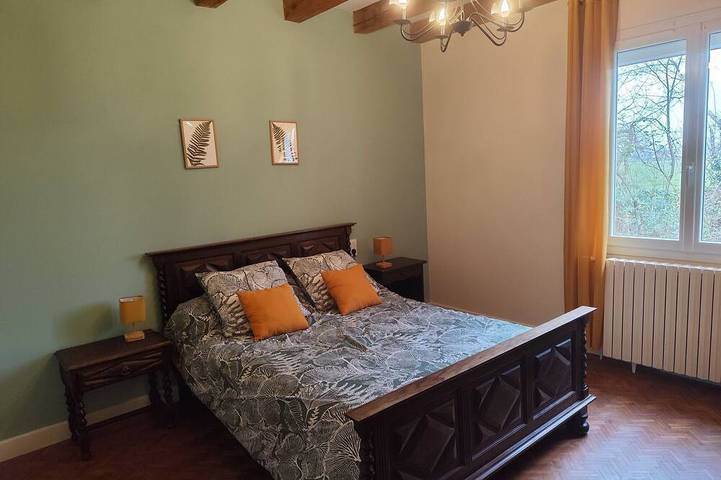 Gîte pour 6 personnes, avec Jardin à Bouesse - 4