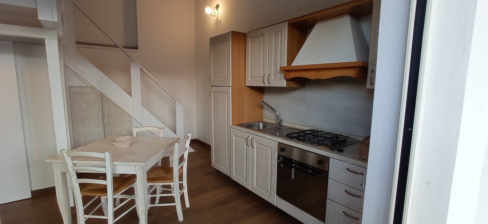 Entire apartment, Apartment 'Casa Del Mirto' with Private Terrace, Wi-Fi and Air Conditioning in Olbia, Costa Smeralda