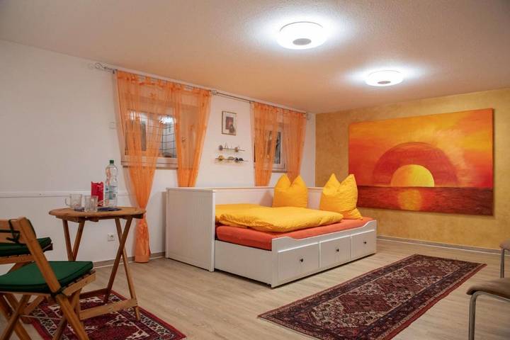 Ferienwohnung für 3 Personen, mit Terrasse und Garten in Wülfrath