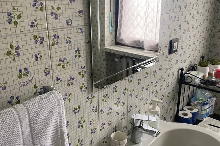 Apartamento entero, House in Alba 5 minutes walk from downtown, quiet area with services. in Alba, Langhe