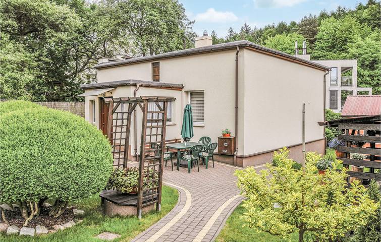 Ferienhaus für 4 Personen mit Terrasse in Mały Kack, Gdingen