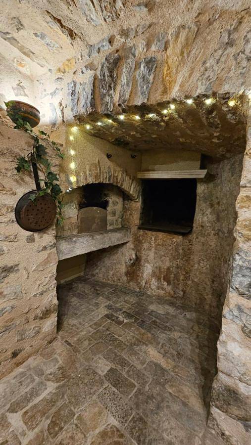 Gîte pour 5 personnes, avec vue et jardin à Saint-Guilhem-le-Désert - 4
