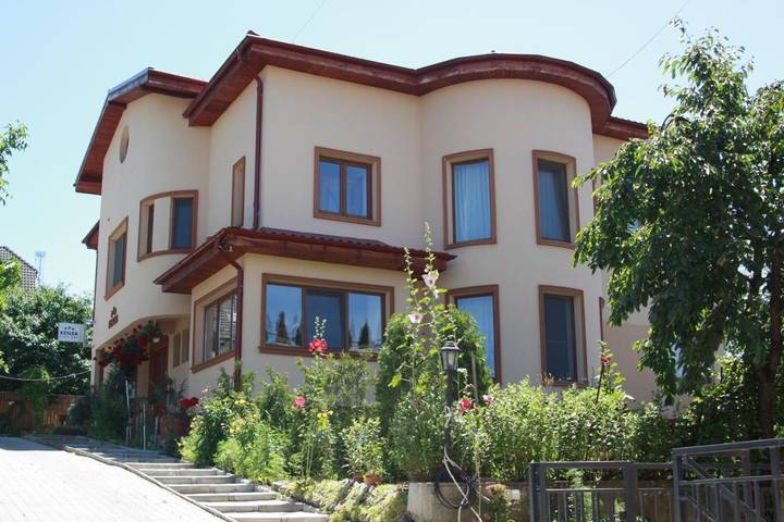 Maison d’hôte pour 2 personnes, avec jardin et vue dans Mureș