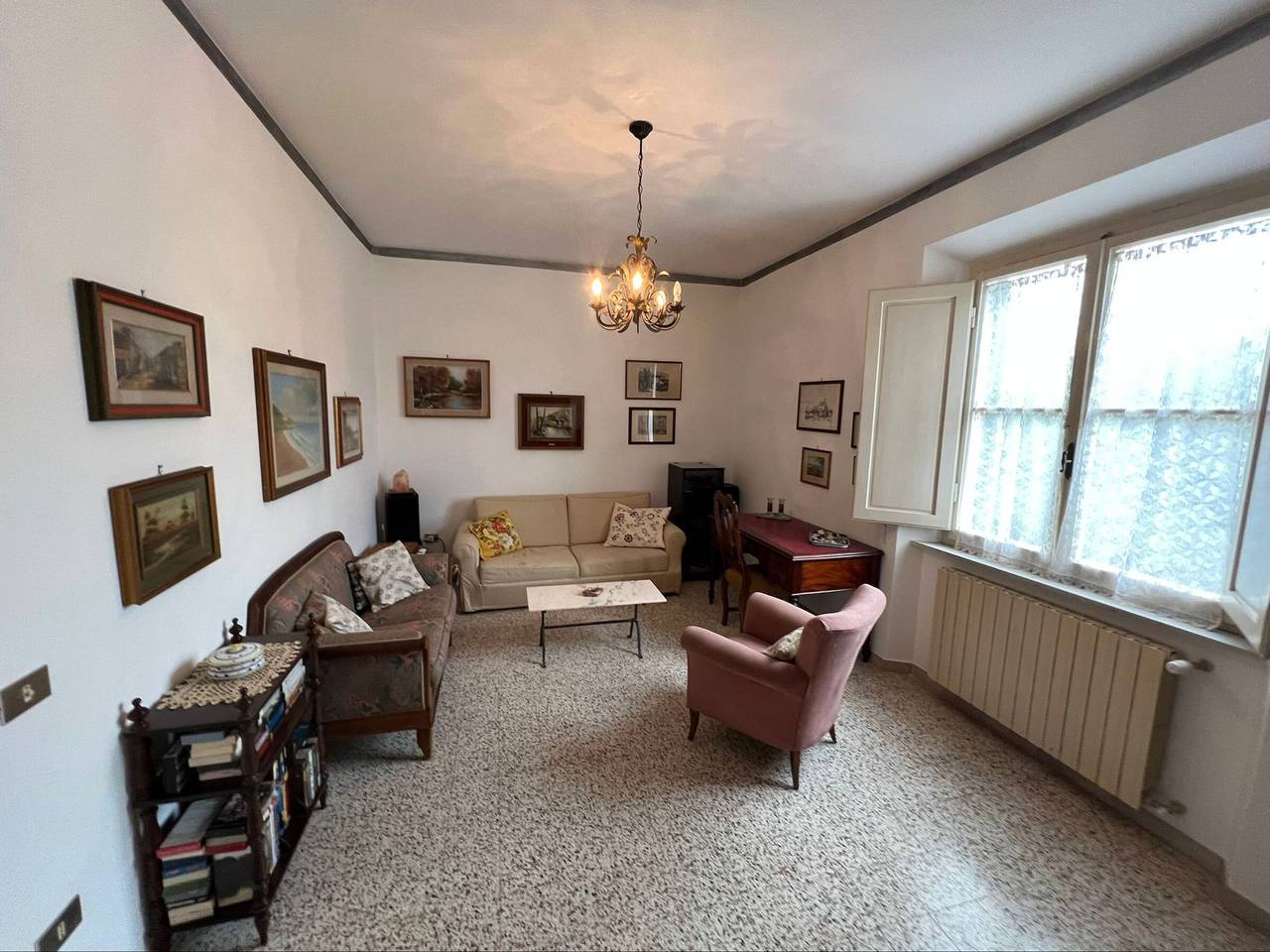 Apartamento entero, Apartamento 'Unique in Rosignano' con Balcón, Wi-Fi y Aire Acondicionado in Rosignano Marittimo, Costa Etrusca
