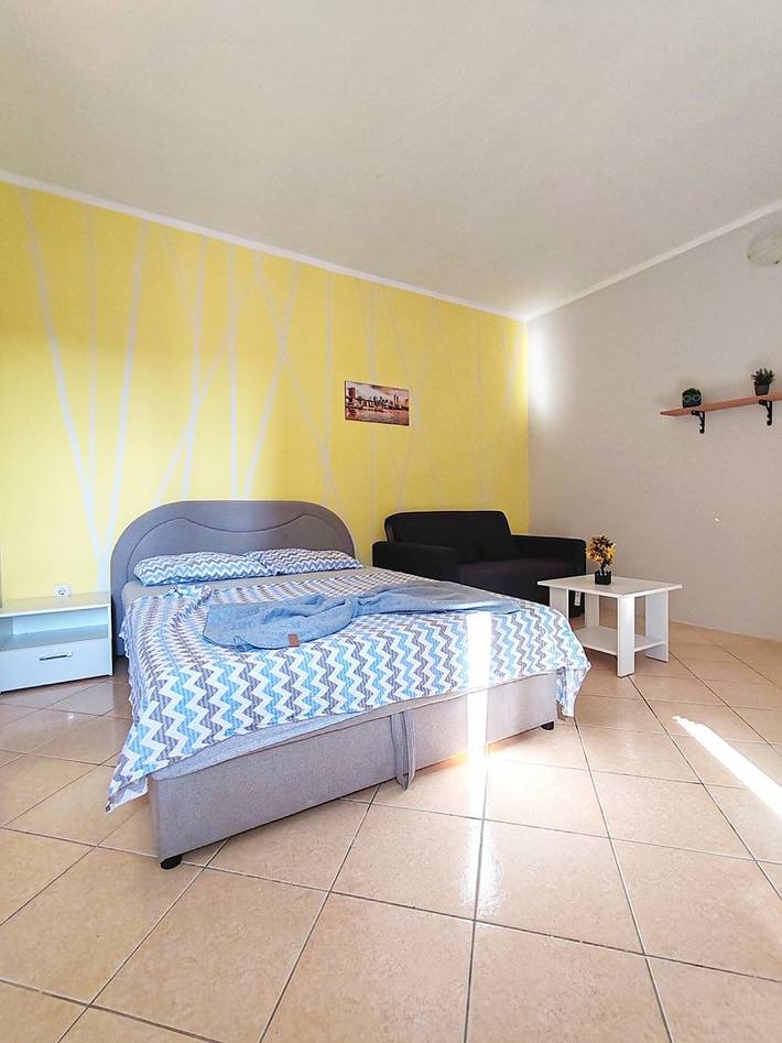 Appartement de vacances pour 3 personnes, avec jardin