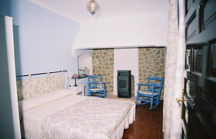 Casa rural para 14 personas, con Balcón y Terraza además de Jardín y Piscina en Alameda - 4