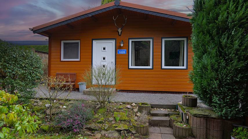 Ferienhaus für 5 Personen, mit Garten und Ausblick sowie Terrasse und Sauna in der Eifel