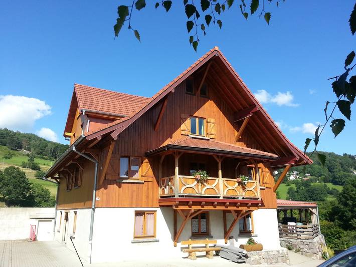 Location de vacances pour 4 personnes, avec jardin à Soultzeren