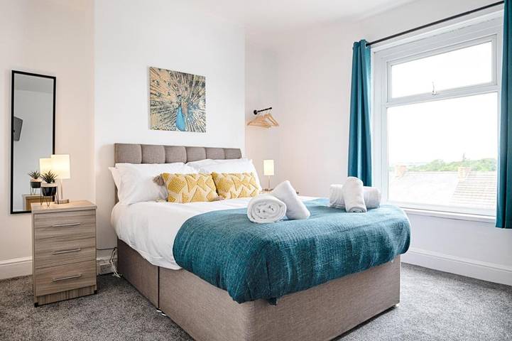 Location de vacances pour 9 personnes à Swansea