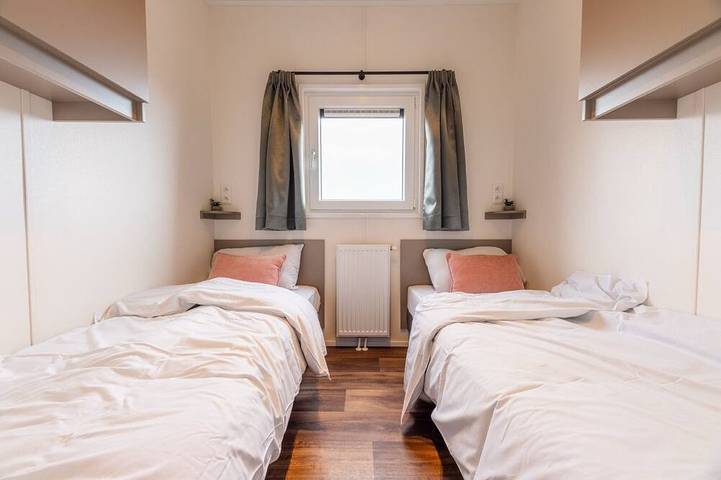 In der Duinrand Lodge für 4 Personen können Sie vollkommen entspannen. Dieses komfortable und geschmackvoll eingerichtete Ferienhaus garantiert pures Urlaubsvergnügen. in Wenduine, De Haan