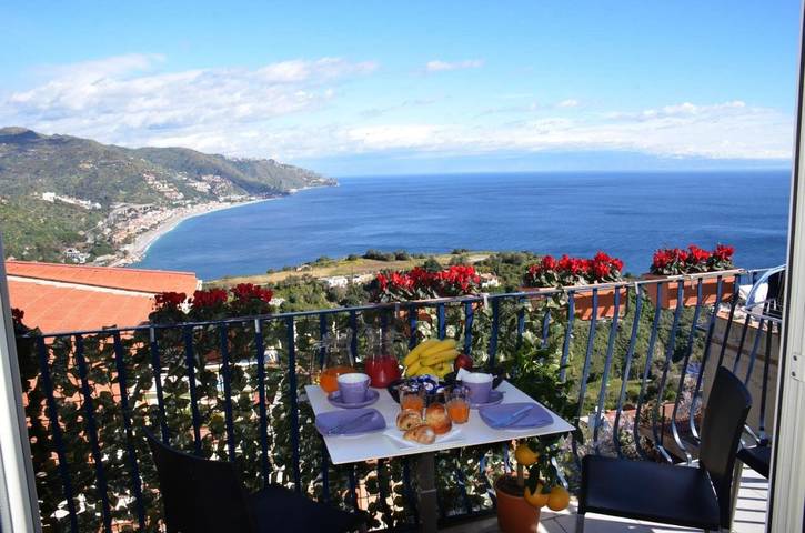 Chambre d’hôte pour 2 personnes, avec terrasse et vue à Taormina - 4