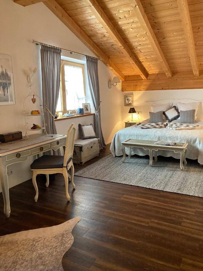 Ferienhaus für 4 Personen, mit Terrasse und Garten