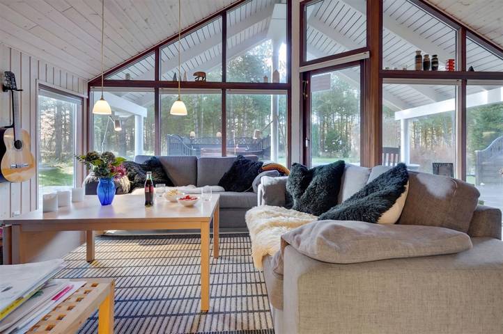 Ferienhaus für 10 Personen, mit Whirlpool und Terrasse sowie Garten und Sauna in Lolland - 2