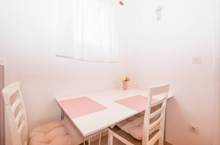 Ganzes Studio, Apartments and Room Zinka in Vodice, Šibenik-Knin