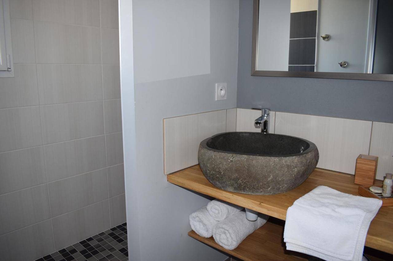 Double Room in Marcillac-Saint-Quentin, Périgord Noir