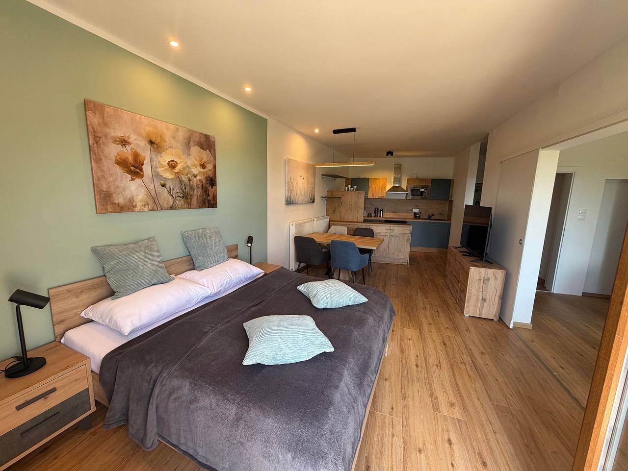 Ganze Ferienwohnung, Almschlössl - Apartment Terrassenblick in Baden bei Wien, Wienerwald