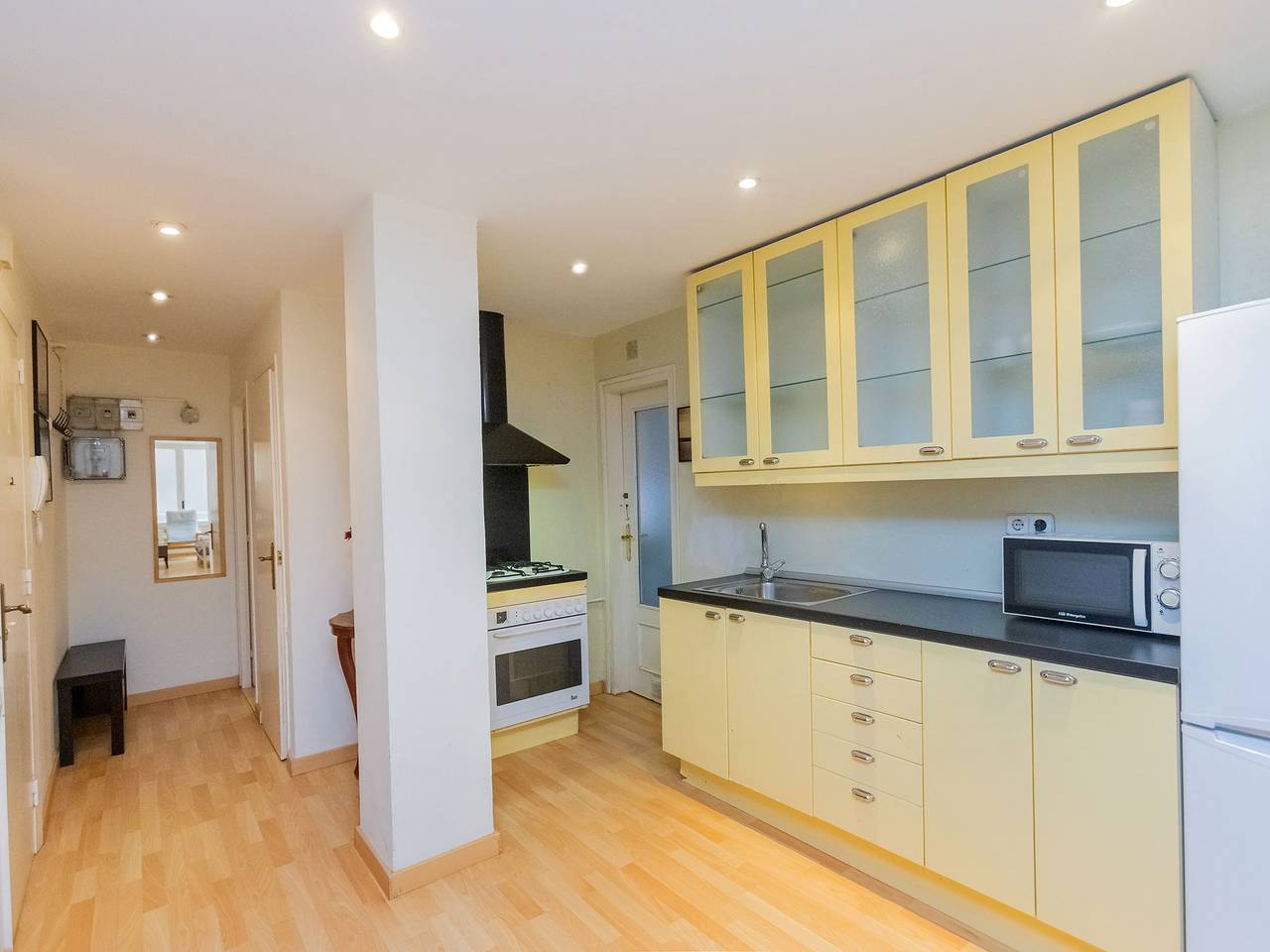 Apartamento entero, Eixample Dret Corsega Roger Lluria in Centro Barcelona, Barcelona