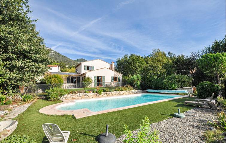 180m² Apartment with Pool, WiFi & Parking – La Gaude 2.5km in Saint-Jeannet, Mediterranean Coast (France)