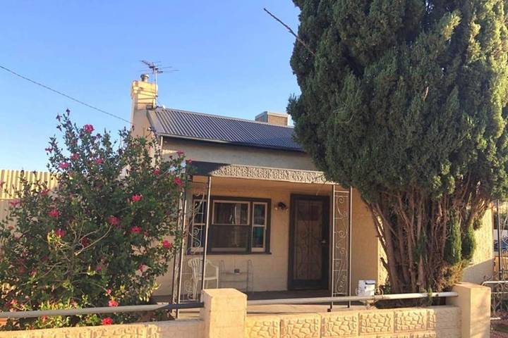 Holiday home for 8 people, with hot tub and terrace - 1
