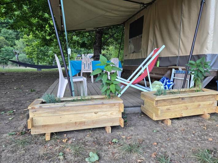 Location de vacances pour 5 personnes, avec terrasse à Bassignac - 2