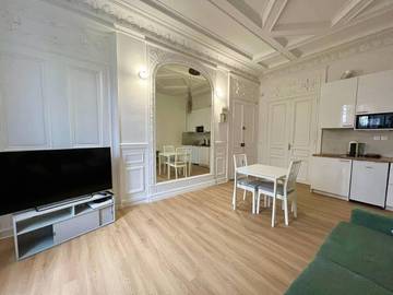 Appartement De Vacances pour 2 Personnes dans Chatou, Yvelines, Photo 1