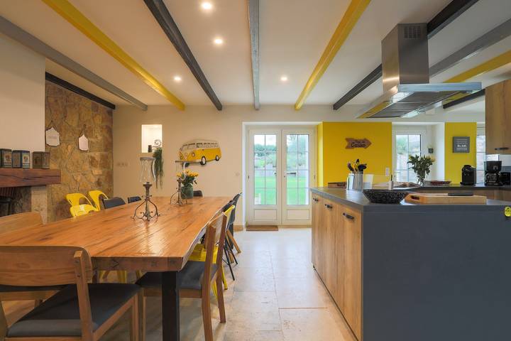 Casa de vacaciones 'Le Clos Du Verdelet À Planguenoual' con vistas al mar, piscina privada y Wi-Fi in Lamballe-Armor, Côte de Goëlo