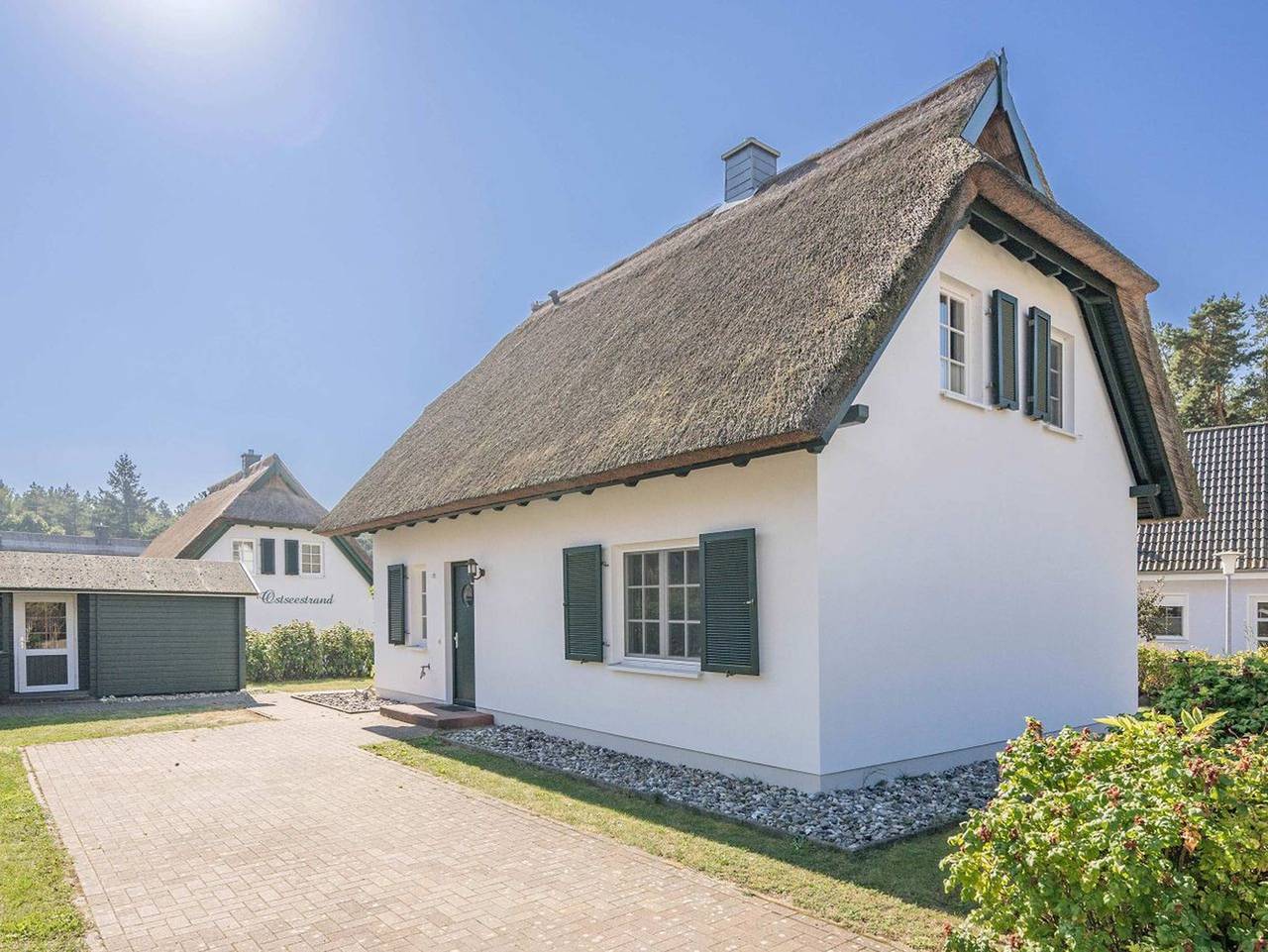 Reethus am Küstenwald - Modernes Ferienhaus mit Sauna, Garten & Strandnähe auf Usedom in Koserow, Bernsteinbäder