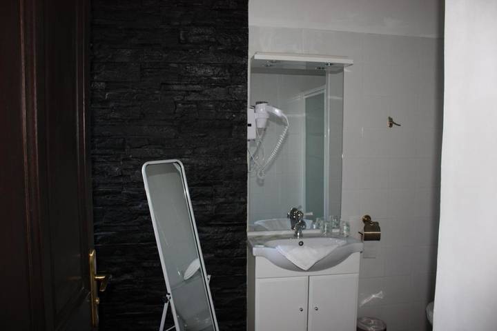 Hôtel pour 2 personnes, avec terrasse et vue dans Macinaggio - 3