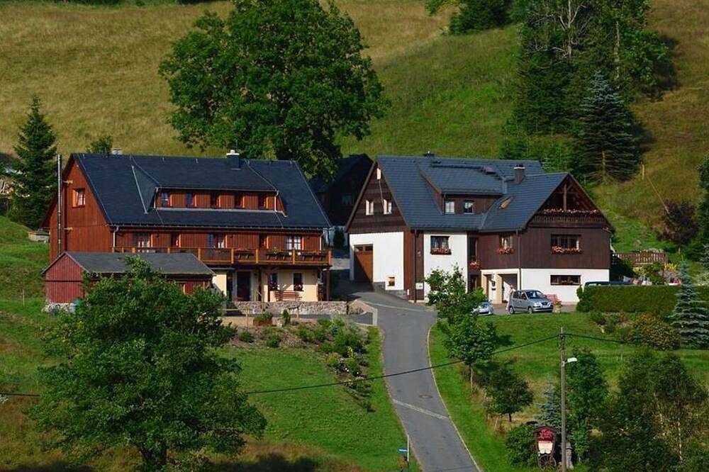 Ganze Wohnung, Kleine Ferienwohnung im Gästehaus - Pension am Steinberg in Altenberg, Osterzgebirge