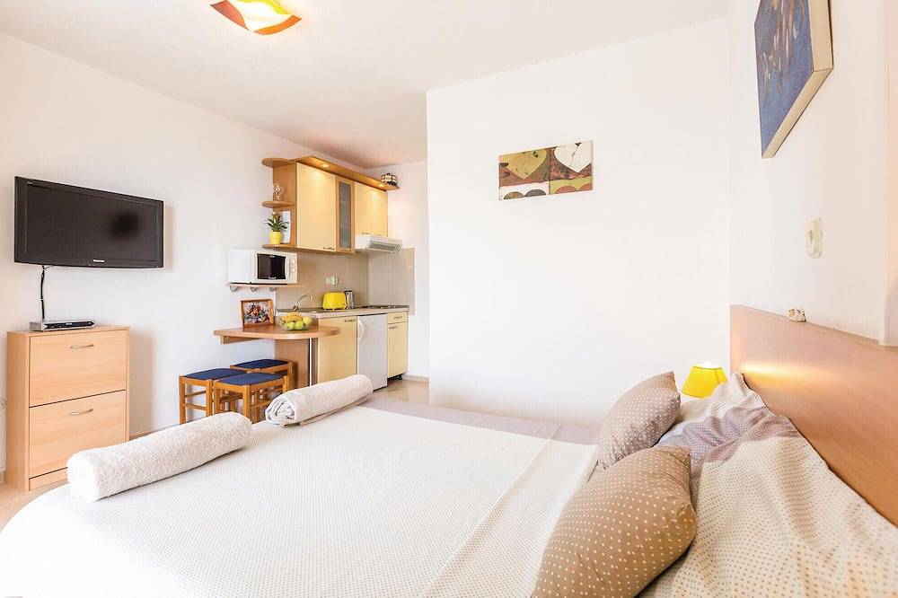 Hel lejlighed, Stunning apartment in Brela in Brela, Makarska Riviera