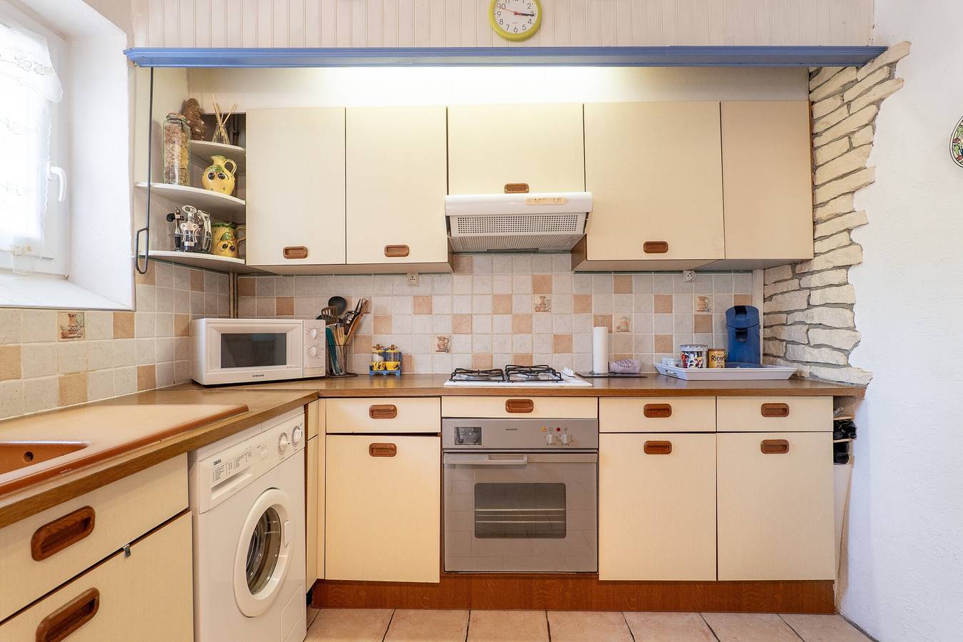 Holiday Home “La Petite Maison” with Balcony and Wi-Fi in Puimoisson, Regionalpark Verdon