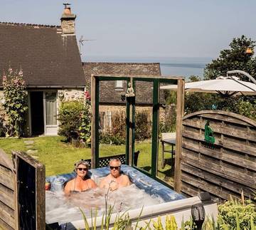 Chambre d’hôte pour 2 personnes, avec jardin et jacuzzi dans 