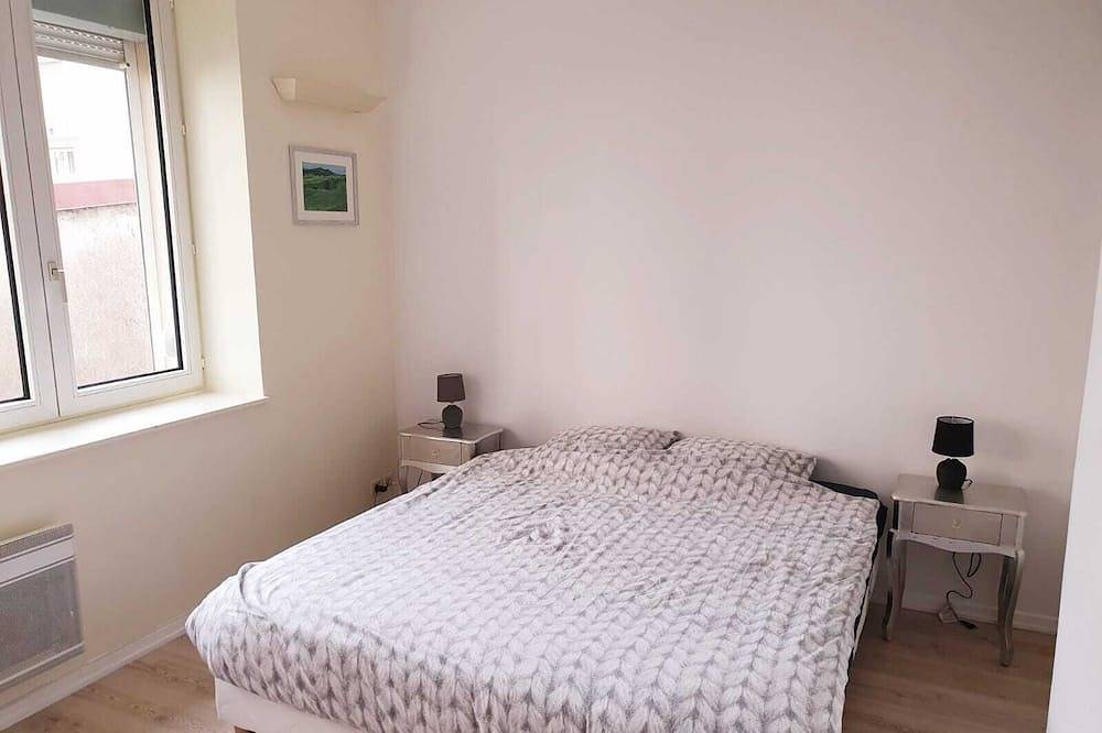 Appartement entier, Grand studio confortable, au calme et central in Besançon, Doubs